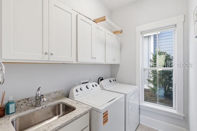 306 Castaway Dr, Bluffton, SC 29910