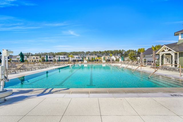 306 Castaway Dr, Bluffton, SC 29910