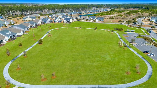 306 Castaway Dr, Bluffton, SC 29910