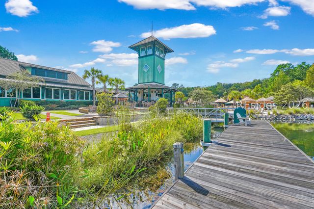 306 Castaway Dr, Bluffton, SC 29910