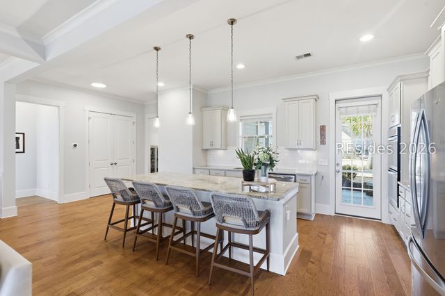 306 Castaway Dr, Bluffton, SC 29910