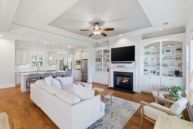 306 Castaway Dr, Bluffton, SC 29910