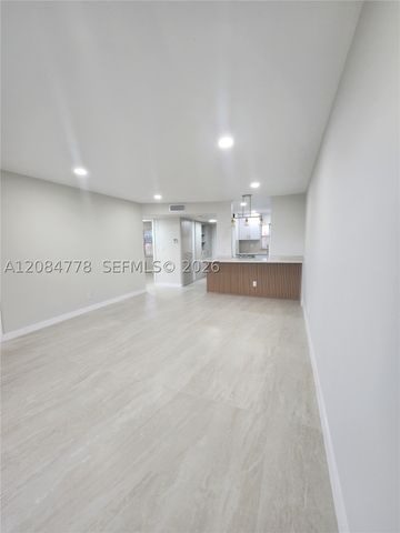 2781 N Pine Island Rd, Sunrise, FL 33322
