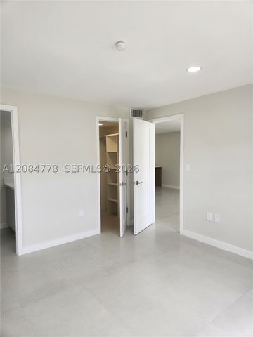 2781 N Pine Island Rd, Sunrise, FL 33322