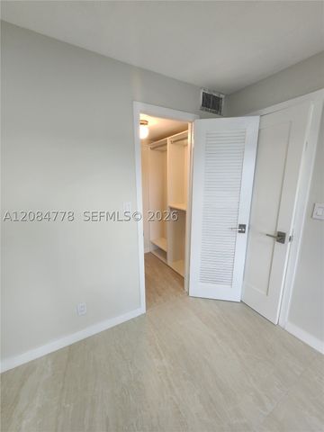 2781 N Pine Island Rd, Sunrise, FL 33322
