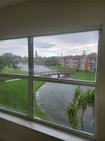2781 N Pine Island Rd, Sunrise, FL 33322