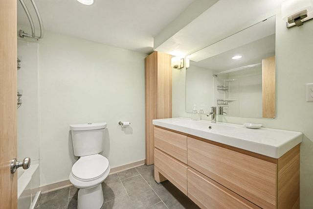 3900 40th Avenue S, Minneapolis, MN 55406