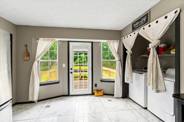 1385 Dustin Drive, Dalton, GA 30721