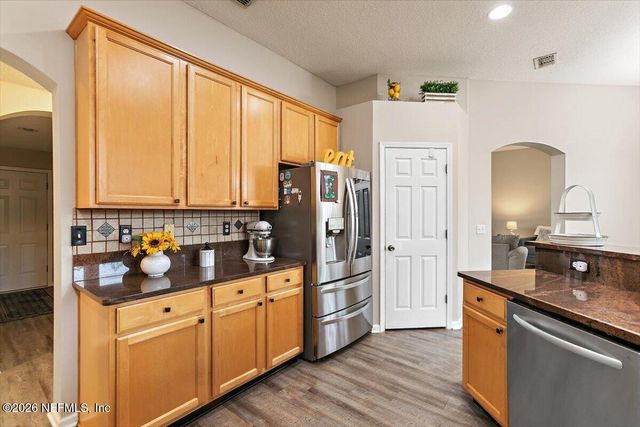 1858 SENTRY OAK Court, Fleming Island, FL 32003