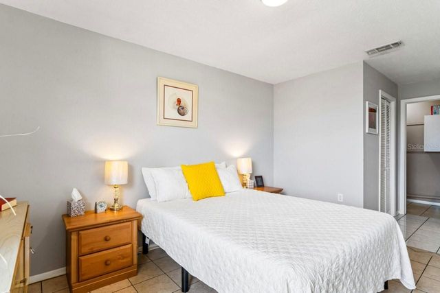 4363 TAHITIAN GARDENS CIRCLE B, Holiday, FL 34691