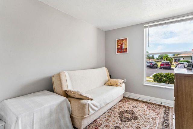 4363 TAHITIAN GARDENS CIRCLE B, Holiday, FL 34691