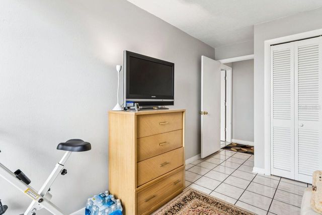 4363 TAHITIAN GARDENS CIRCLE B, Holiday, FL 34691