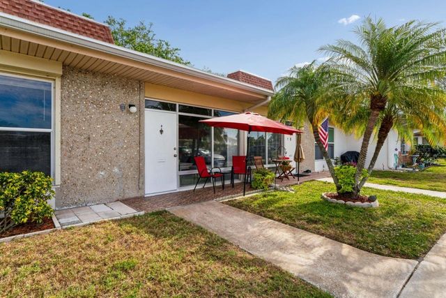 4363 TAHITIAN GARDENS CIRCLE B, Holiday, FL 34691
