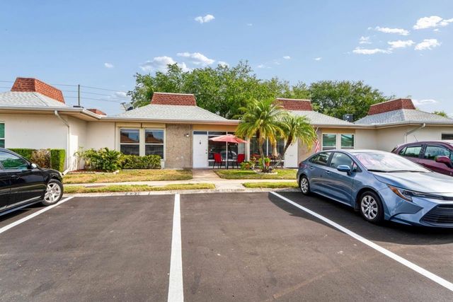 4363 TAHITIAN GARDENS CIRCLE B, Holiday, FL 34691