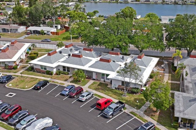 4363 TAHITIAN GARDENS CIRCLE B, Holiday, FL 34691