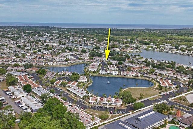 4363 TAHITIAN GARDENS CIRCLE B, Holiday, FL 34691