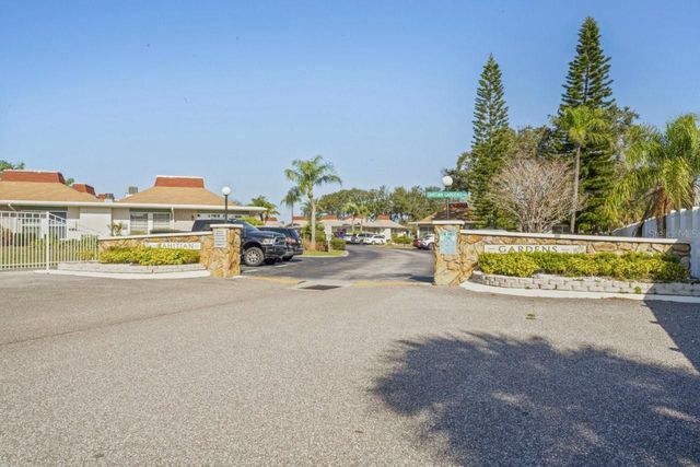 4363 TAHITIAN GARDENS CIRCLE B, Holiday, FL 34691