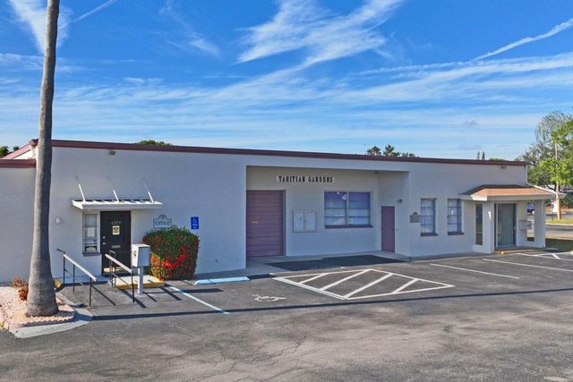 4363 TAHITIAN GARDENS CIRCLE B, Holiday, FL 34691