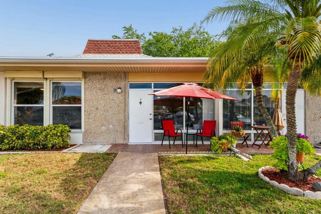 4363 TAHITIAN GARDENS CIRCLE B, Holiday, FL 34691
