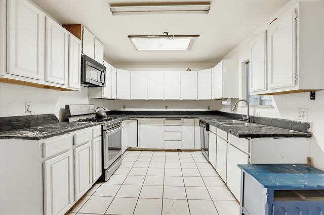 14507 Misty Winds Ln, Grass Valley, CA 95949
