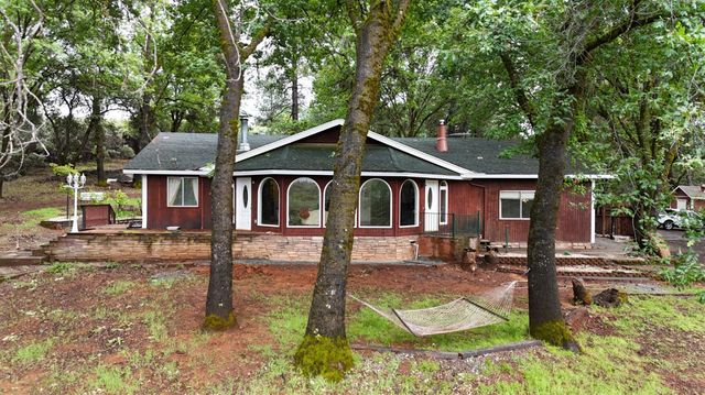 14507 Misty Winds Ln, Grass Valley, CA 95949
