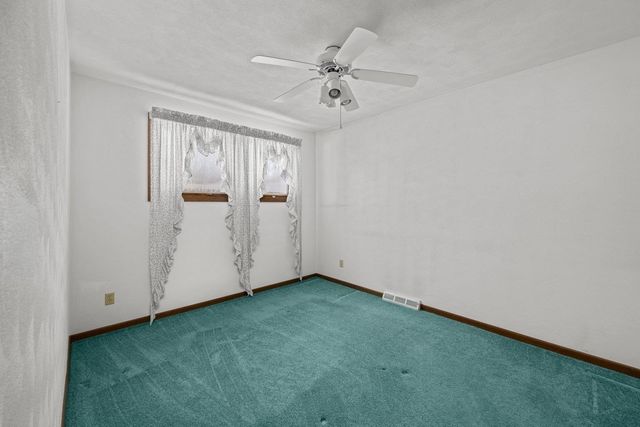 8412 10th Street W, Rock Island, IL 61201