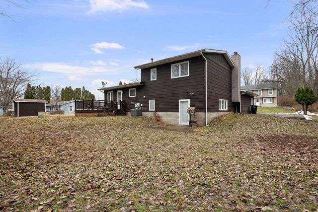 8412 10th Street W, Rock Island, IL 61201