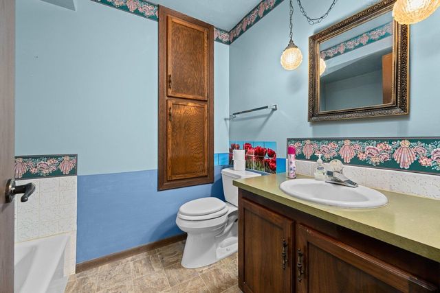 8412 10th Street W, Rock Island, IL 61201