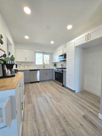 27102 Capilano, Menifee, CA 92586