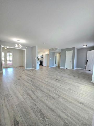 27102 Capilano, Menifee, CA 92586