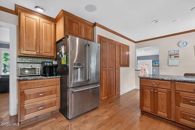845 Northumberland Drive, Niskayuna, NY 12309