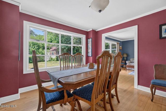 845 Northumberland Drive, Niskayuna, NY 12309