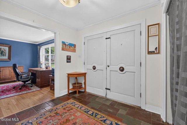 845 Northumberland Drive, Niskayuna, NY 12309