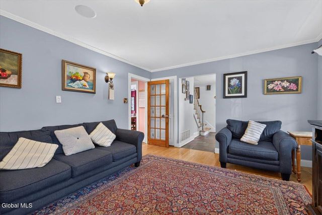 845 Northumberland Drive, Niskayuna, NY 12309