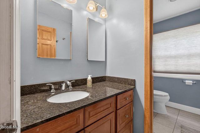 845 Northumberland Drive, Niskayuna, NY 12309