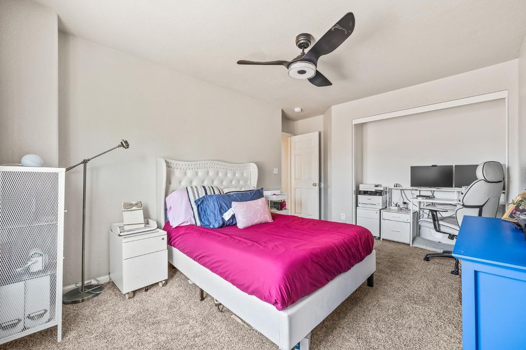 Image 28 of property listing at 1942 Hanson Avenue, Clovis, CA 93611
