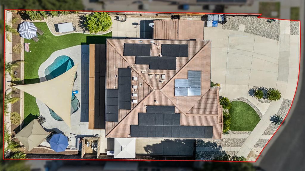 Image 45 of property listing at 1942 Hanson Avenue, Clovis, CA 93611