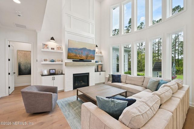 588 SEAGROVE Drive, Ponte Vedra, FL 32081