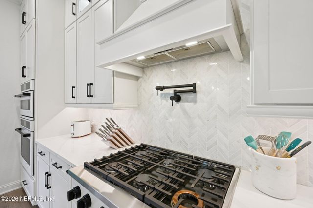 588 SEAGROVE Drive, Ponte Vedra, FL 32081