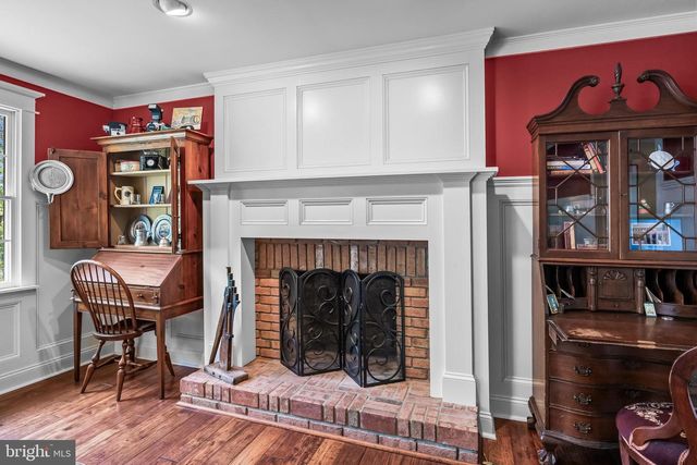 4 IRONGATE LN, Medford, NJ 08055