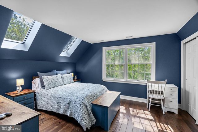 4 IRONGATE LN, Medford, NJ 08055