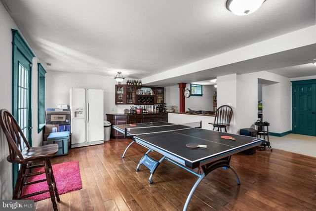 4 IRONGATE LN, Medford, NJ 08055