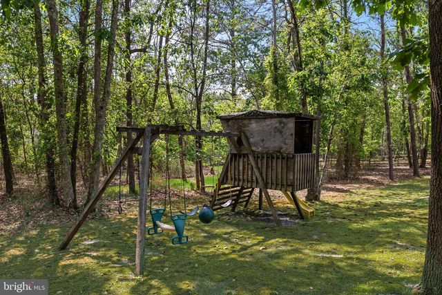 4 IRONGATE LN, Medford, NJ 08055
