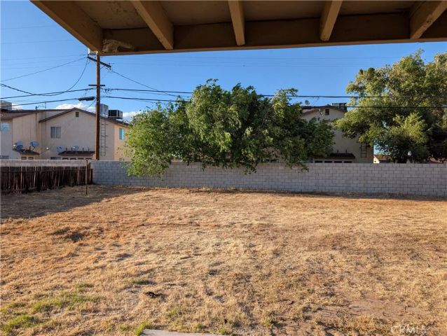8711 Aspen, California City, CA 93505