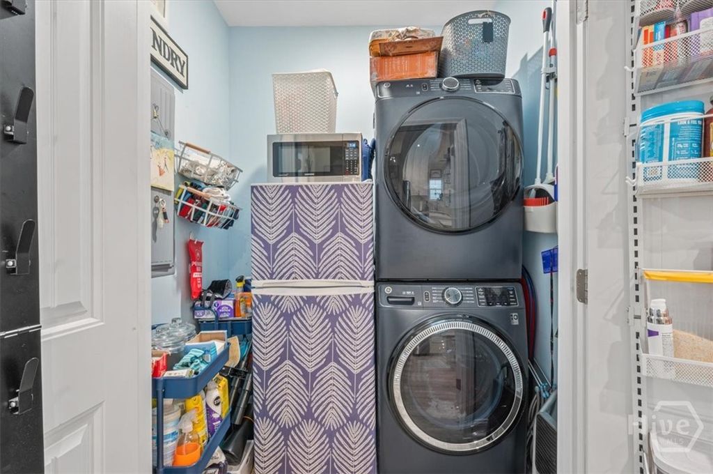 Image 23 of property listing at 506 E 34th Street, Savannah, GA 31401