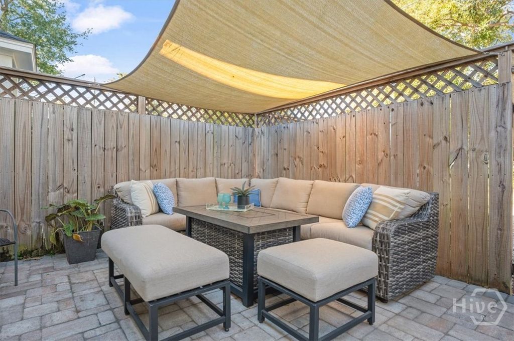 Image 38 of property listing at 506 E 34th Street, Savannah, GA 31401