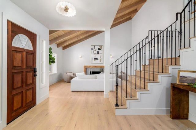 10304 Spruce Grove Ave, San Diego, CA 92131