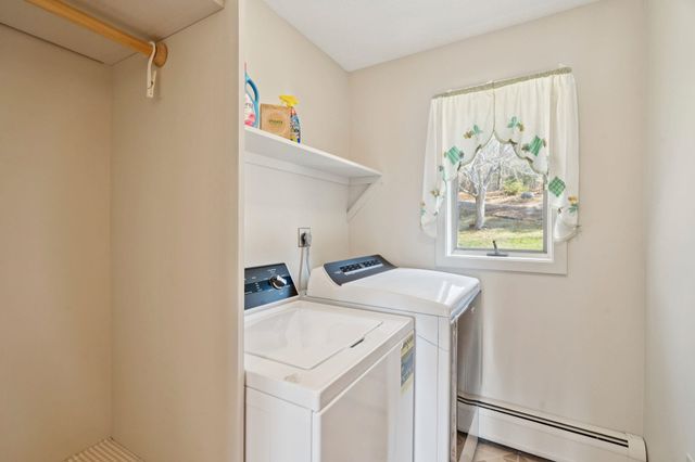 9 Umbrella Point, Wolfeboro, NH 03894