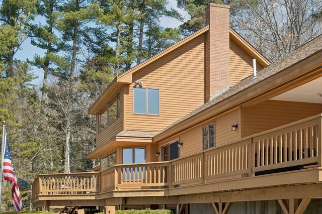 9 Umbrella Point, Wolfeboro, NH 03894