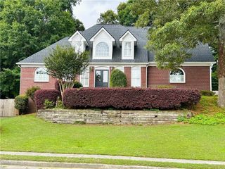 2730 Runnelwood Lane, Snellville, GA 30078